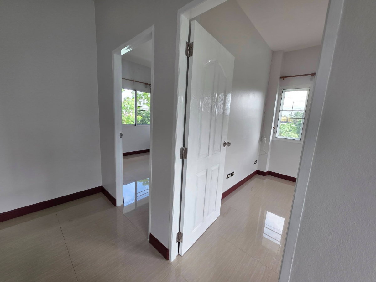 รูป ขายบ้านเดี่ยว 2 ชั้น ทำเลท่าวังตาล สารภี เชียงใหม่ ราคา 3.7 ล้านบาท #CSRP101310 - รูปที่ 13/20