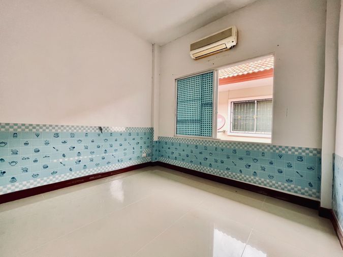 3-bed townhouse for sale, 120 sqm, 18 sq wah, Phanason Villa (Nimitmai)