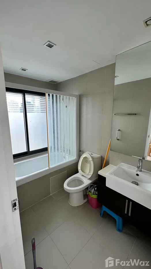 picture 1 Bedroom Condo for rent at Noble Remix 1375382 - 10/10