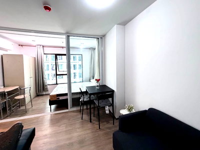 Condos for rent : For Rent Regent home Wutthakat ,price 9,000 THB