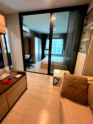 Condos for rent : @Condorental condo for rent Life Asoke