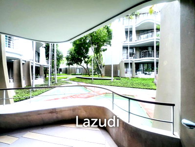 Condos for sale : Baan SanKraam Hua Hin 53 sqm Pool View Condo in Cha-Am