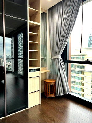 Condos for sale : 🚩 For Sell Condo THE LINE RATCHATHEWI Building 1, Floor 26,2 bed room, Room size 81 sqm