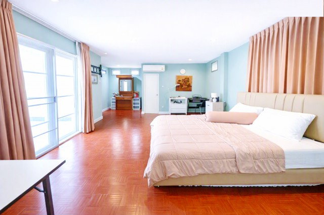 รูป หาดจอมเทียน 425ม. พัทยา คฤหาสน์ โรงแรม 2–3 ชั้น Pool Villa 19นอน 19น้ำ 190ตร.วา 966ตร.ม. ตร.ม. พร้อมสระว่ายน้ำ - รูปที่ 3/8