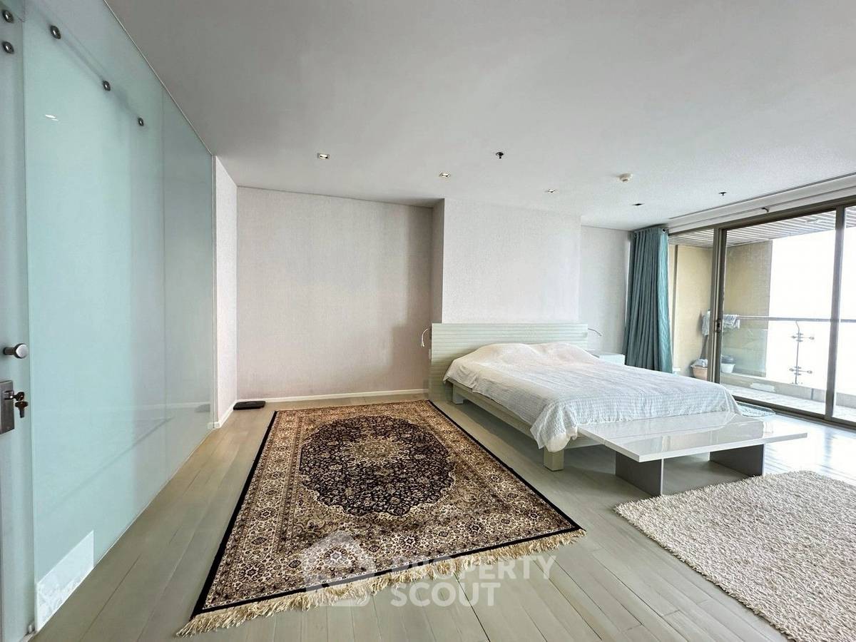 รูป ห้อง 3 ห้องนอน ชั้น 28 ขนาด 236 ตร.ม. The Lakes Bangkok ใกล้ BTS Asoke (ID 2713889) - รูปที่ 7/16