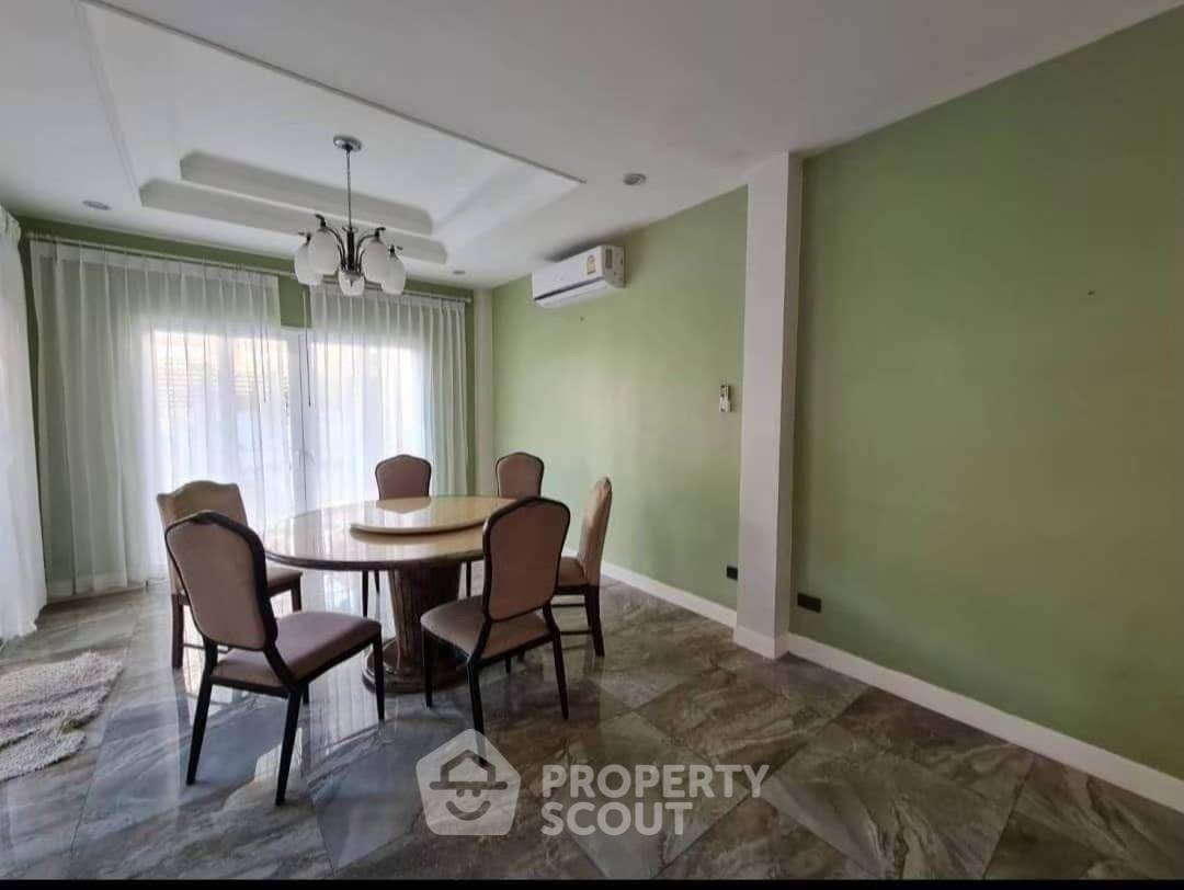picture 4-BR House close to East Pattaya (ID 3332269) - 8/16