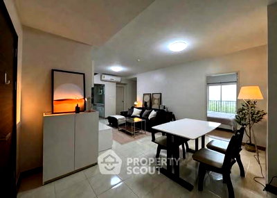 Condos for sale : 17th-Floor 2-BR Supalai Park Ekamai - Thonglor, ARL Ramkhamhaeng (ID 3332376)