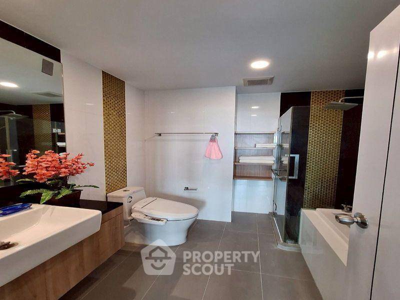 picture Great Value 1-BR At Plus Condo Sriracha, 21st Floor (ID 2997273) - 11/12