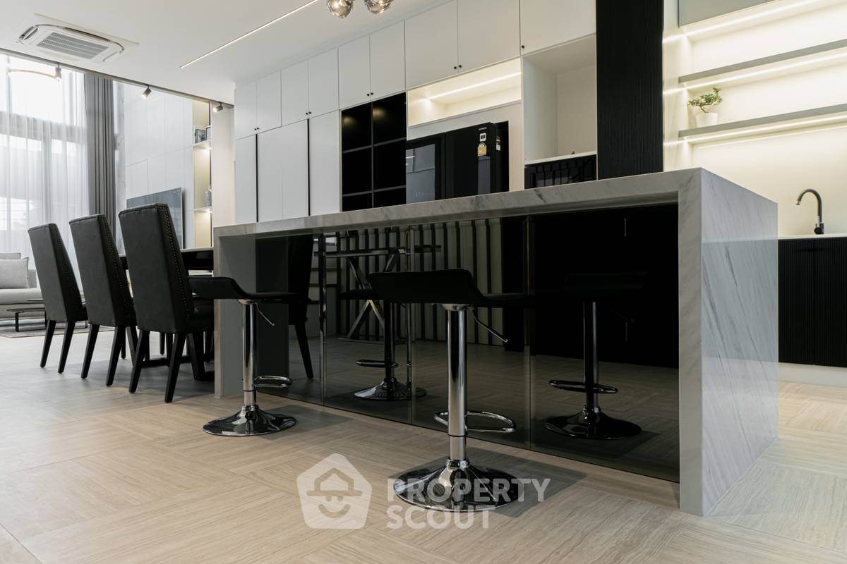 รูป ทาวน์เฮาส์ 3 ห้องนอน ขนาด 263 ตร.ม. ที่ LUXE 35 Ratchada-Ladprao (ID 1450654) - รูปที่ 12/25