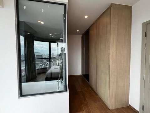 AA677848 | 2 ห้องนอน | 1 ห้องน้ำ | BTS Chit Lom | 66 ตร.ม. | 45,000 บาท/เดือน | ชั้น 28 — Q Chidlom Chidlom