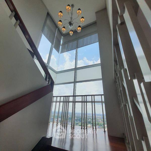 picture Great Value 3-BR 300 Sqm, 26th-Floor, The Fourwings Residence (ID 2834572) - 2/8
