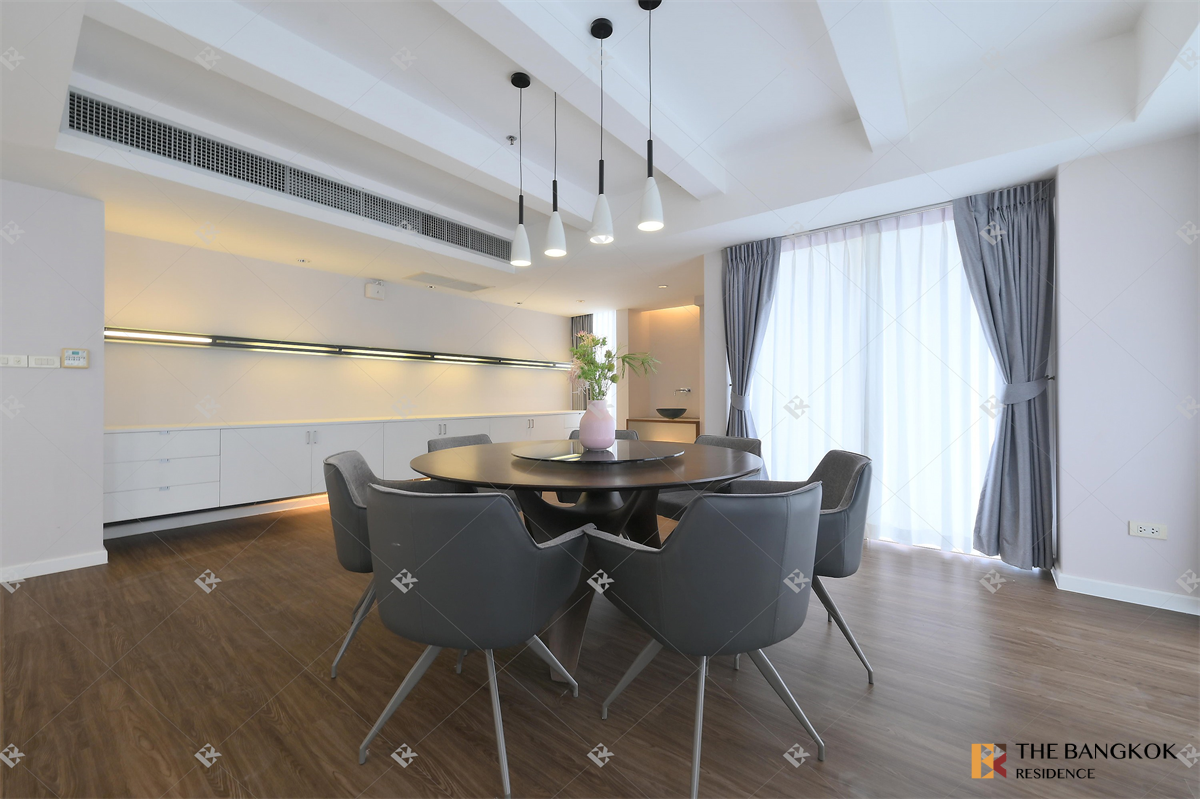 picture Luxury Unit, Ready for You Without the Wait Langsuan Ville near BTS Ratchadamri - 8/10