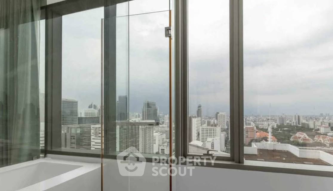 picture 3-BR Condo at 185 Rajadamri near BTS Ratchadamri (ID 3082856) - 15/16