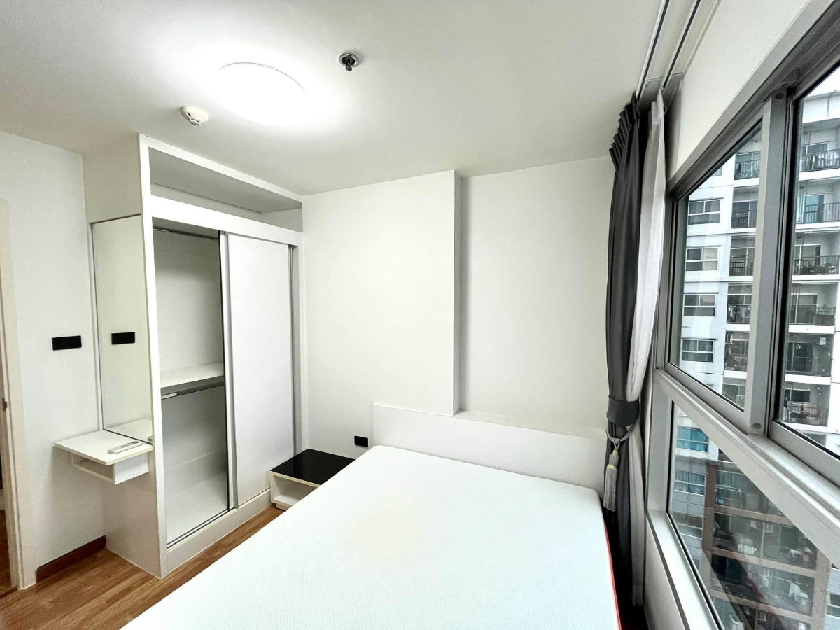 picture The Trust Condo       Ngamwongwan  - 7/15