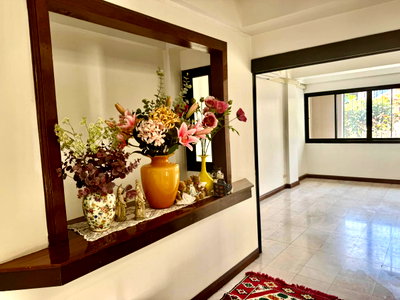 เช่าโฮมออฟฟิศ ดิเอ็มโพเรี่ยม : LTH16165 - Spacious Home Office FOR RENT Sukhumvit 4 | 500+ sq.m. | 4 Fl + Rooftop | 8 Rooms | 5 Baths | 4 Parking | 150K
