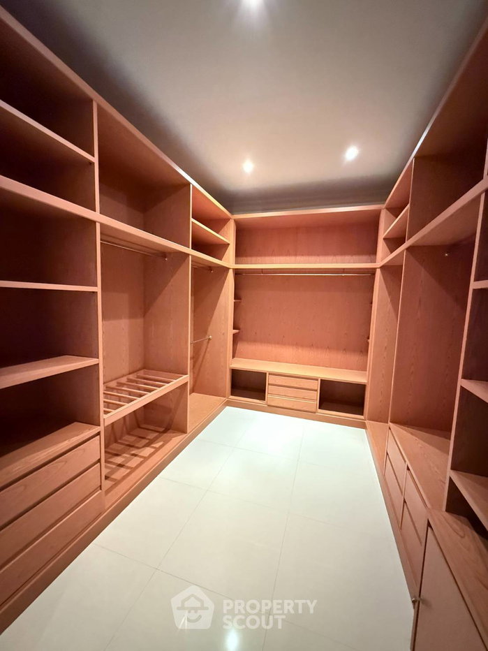 picture 4-BR Condo at Modern Sweet Home in Bang Kapi (ID 3333290) - 12/17