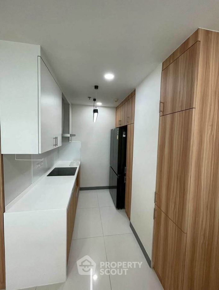 picture 30th-Floor 3-BR 183 Sqm At The Empire Place Near BTS Saint Louis (ID 3332084) - 6/15