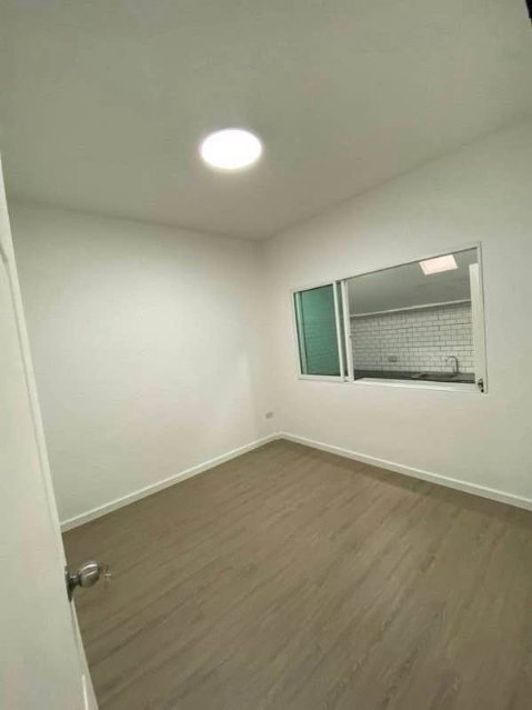 picture Single-Storey Townhouse for Sale in San Phi Suea, Mueang Chiang Mai — THB 1.75 Million - 7/11