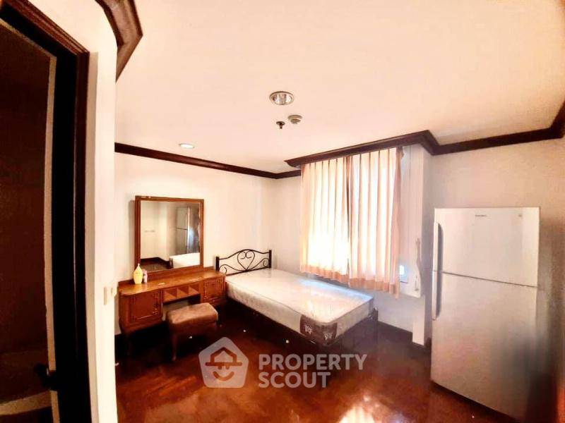 picture 29th-Floor 3-BR 280 Sqm Las Colinas 100m To BTS Asoke (ID 2834521) - 2/4