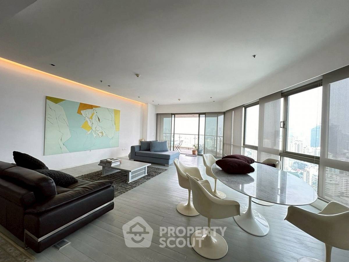 รูป ห้อง 3 ห้องนอน ชั้น 28 ขนาด 236 ตร.ม. The Lakes Bangkok ใกล้ BTS Asoke (ID 2713889) - รูปที่ 1/16