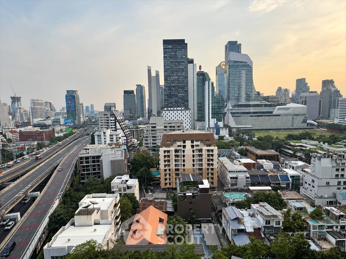 picture High-Floor 1-BR At Life One Wireless Near BTS Phloen Chit (ID 3331460) - 8/10