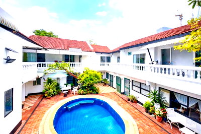 Apartment building for sale Pattaya : 			Jomtien Beach 425m. Mansion Hotel. 190sq.wah 966sq.m. Pool Villa Building 2–3 Storeys 19Bed 19baths          