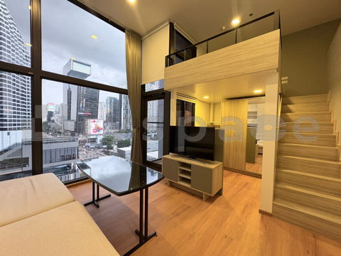 ▚ L1JC0Cツ ให้เช่า Chewathai Residence Asoke Loft 35ตร.ม. รีโนเวทพื้นใหม่ เฟอร์ครบ ใกล้ MRT พระราม 9 / MRT เพชรบุรี✨