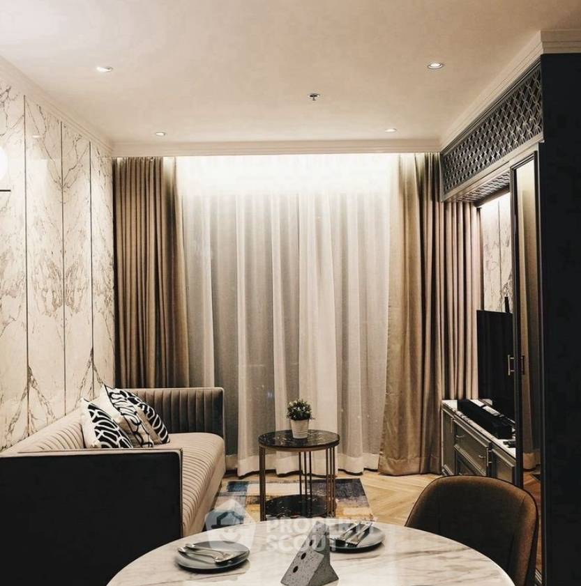picture 2-BR Condo at Life One Wireless near BTS Phloen Chit (ID 3319688) - 1/6