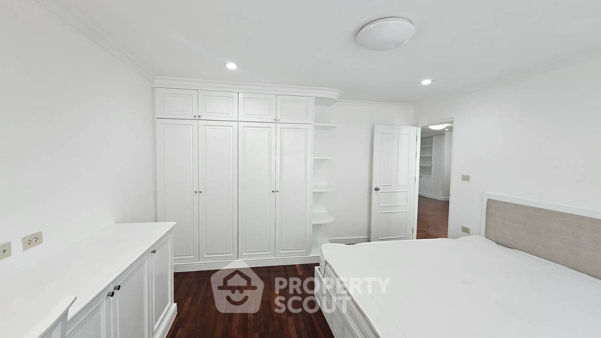 picture 2-BR Condo At Acadamia Grand Tower Near BTS Phrom Phong (ID 993908) - 15/25