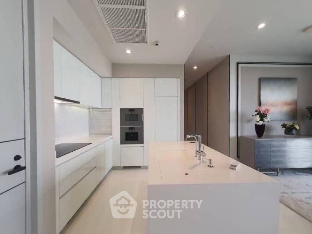 รูป ใกล้ BTS พร้อมพงษ์ 100 ม. 2 ห้องนอน ชั้นสูง Vittorio Sukhumvit 39 (ID 3074326) - รูปที่ 5/10