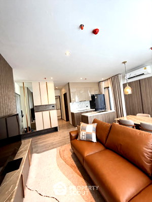 คอนโดให้เช่า : คอนโด 2 ห้องนอน Rhythm Ekkamai Estate ใกล้ BTS ทองหล่อ (ID 3331457)