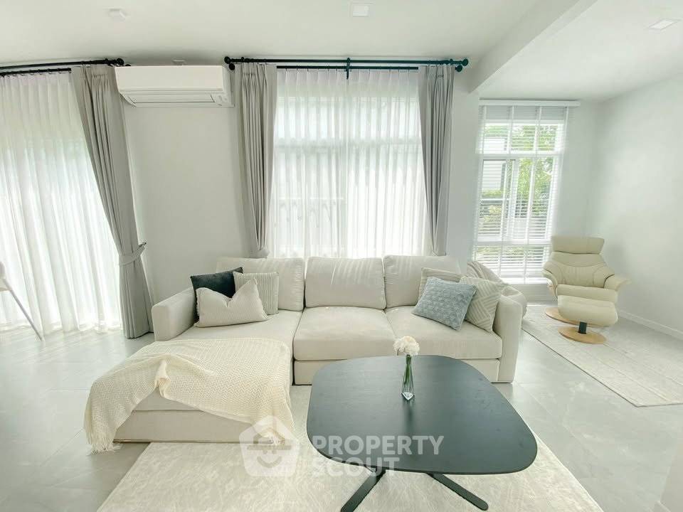 รูป บ้าน 4-ห้องนอน ที่ มัณฑนา บางนา-วงแหวน ใน ดอกไม้ (ID 3330292) - รูปที่ 4/10