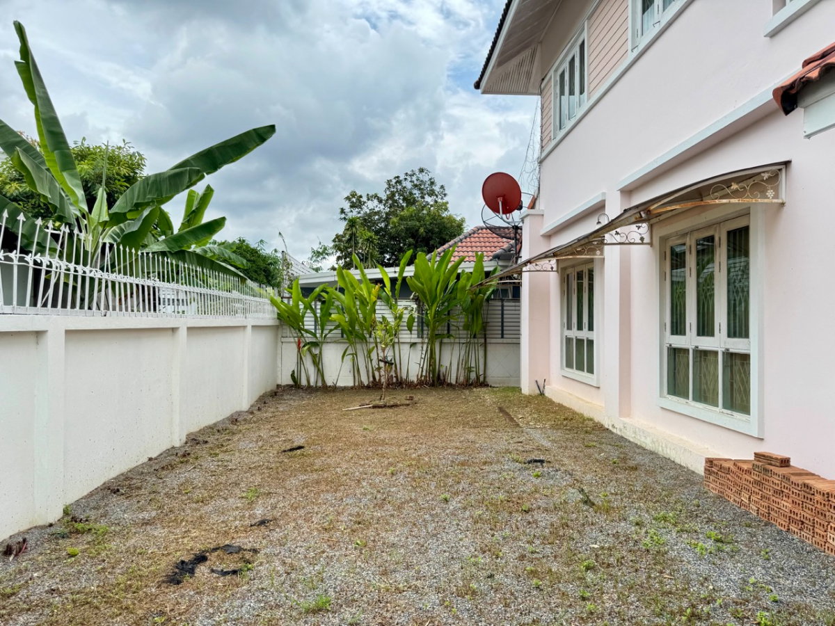 picture Two-Storey Detached House for Sale Corner Plot in Koolpunt Ville 9 (Acardia1), Hang Dong, Chiang Mai - 27/36