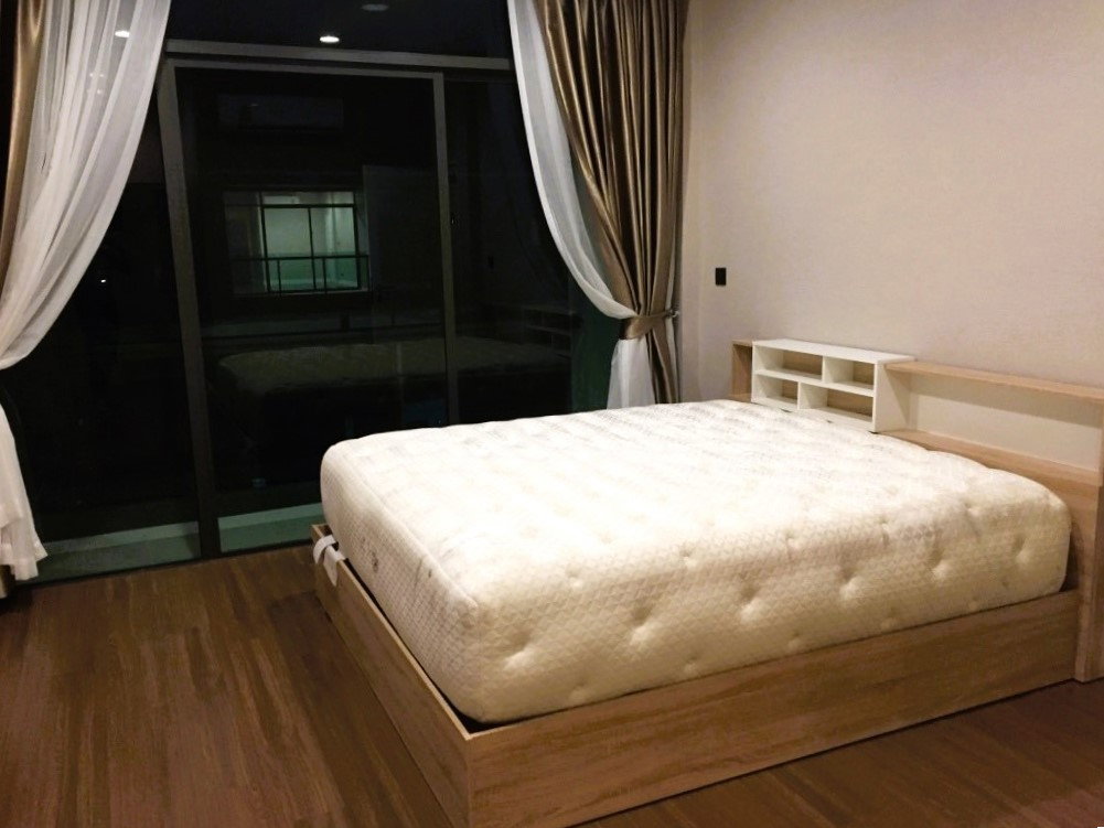 รูป KH0340 ให้เช่าบ้านเดี่ยวหรู 2 ชั้น โครงการ เศรษฐสิริ กรุงเทพกรีฑา ซอย ประชาร่วมใจ ใกล้โรงเรียนนานาชาติไบรตันและเวลลิงตัน สามารถเลี้ยงสัตว์ได้ - รูปที่ 12/15