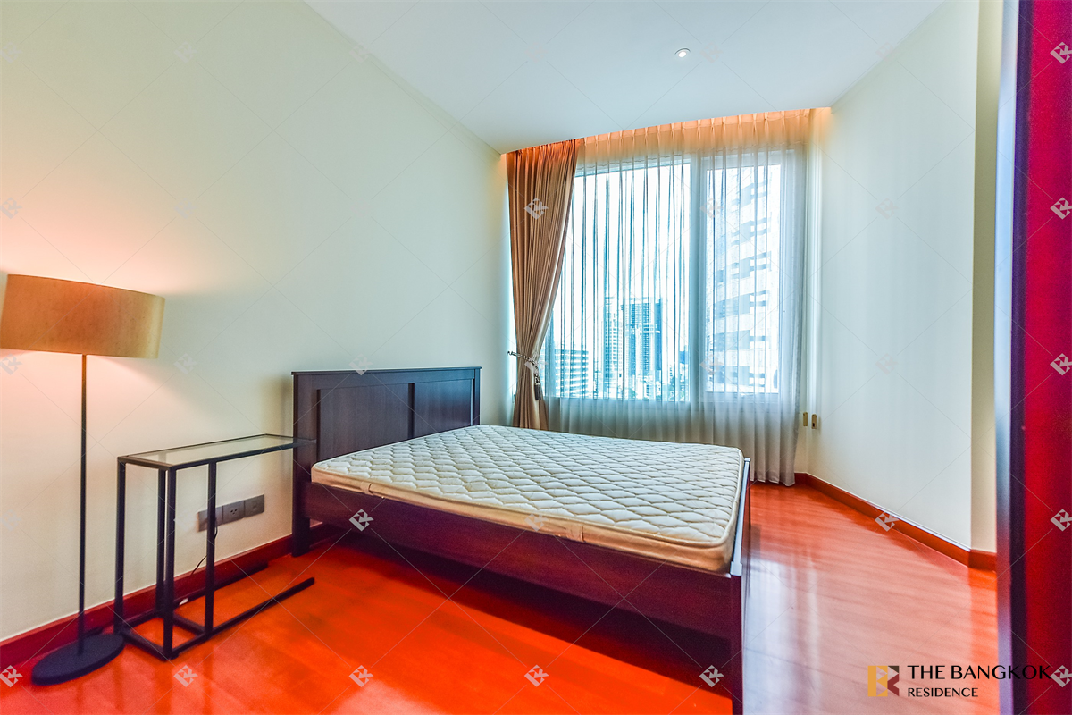 picture The Infinity near BTS Saint Louis Special deal, best price ever - 4/10