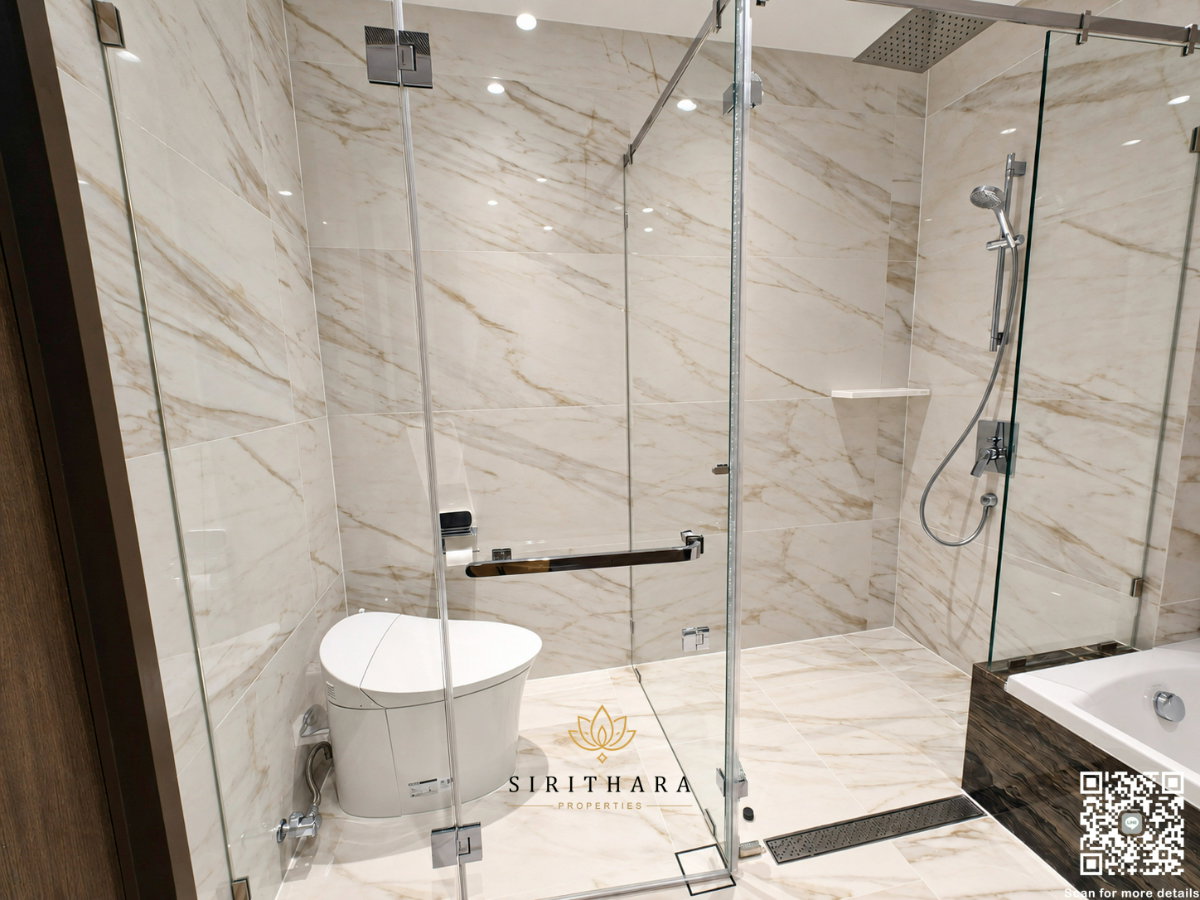 picture Ready to move-in!! Luxury condo near BTS Saladaeng - 10/14