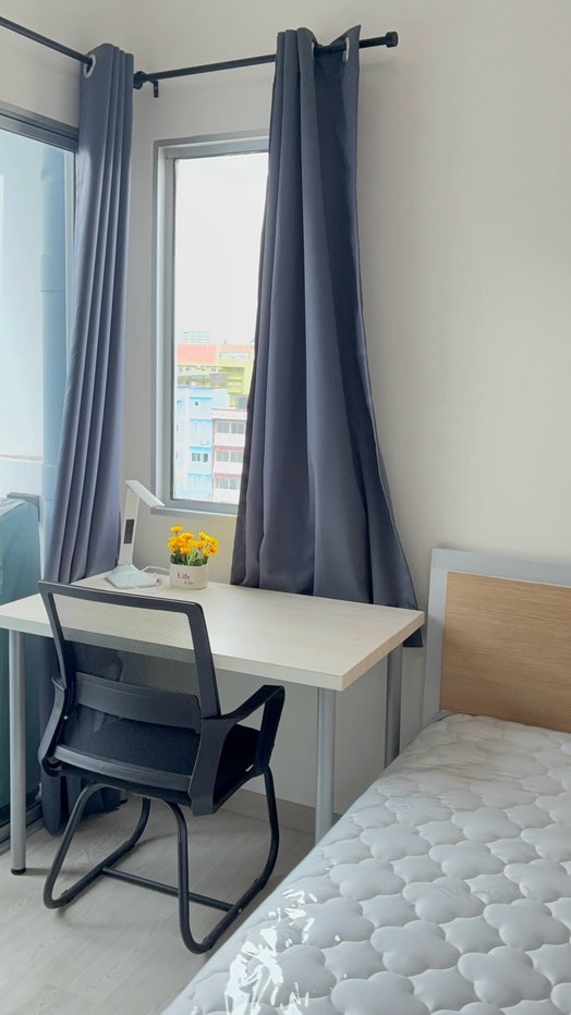 picture Shock price for rent at My condo sathorn taksin - 9/12