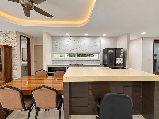 4-bed house for sale, 500 sqm, 142 sq wah, NOBLE TARA PATTANAKARN