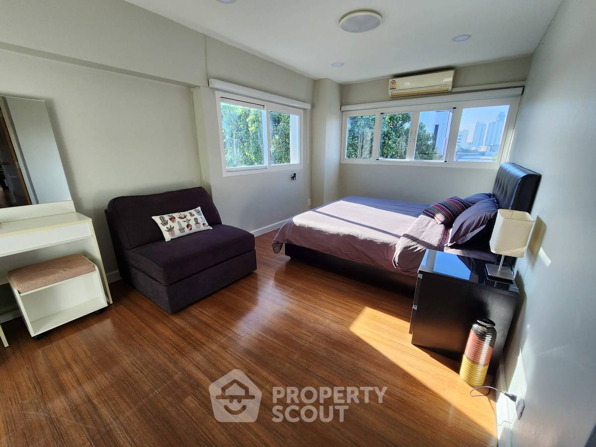 picture 3-BR Condo at Thonglor Tower Condominium near BTS Thong Lor (ID 993668) - 10/25