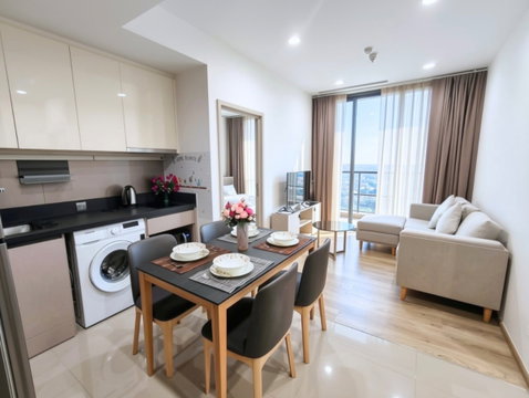Rent: Oka Haus Sukhumvit 36. Beautiful unit, great location, ready to move in. Close to BTS Thong Lo. Add Line ID: @841qqlnr