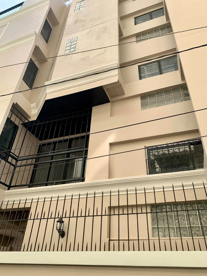 รูป LTH16165 - Spacious Home Office FOR RENT Sukhumvit 4 | 500+ sq.m. | 4 Fl + Rooftop | 8 Rooms | 5 Baths | 4 Parking | 150K - รูปที่ 7/9