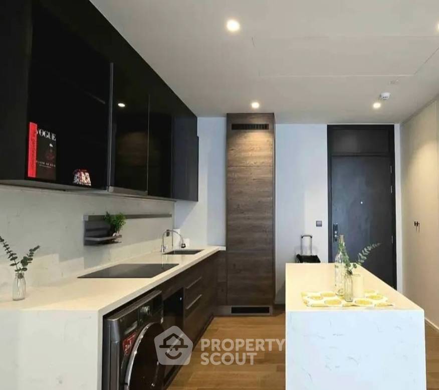 picture 2-BR Condo At Muniq Langsuan Near BTS Ratchadamri (ID 2995890) - 8/12
