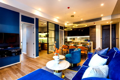 คอนโดให้เช่า : Condo ให้เช่าในทำเลทองของกรุงเทพฯ ติดกับสวนลุมพินีMuniq Langsuan 2Bed2Bath ✔พื้นที่ 96 ตร.ม. ✔เครื่องใช้ไฟฟ้าและเฟอร์นิเจอร์ครบ 130,000 บาท/เดือน