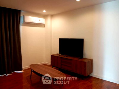 Condos for rent : 15th-Floor 2-BR At Baan Siri 31 Near MRT Sukhumvit (ID 513772)