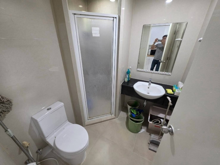 รูป City Room
🕺🚆ู่ #รับจองบัญชีเจ้าของ
📌ค่าเช่า 10,500/เดือน
📝ประกัน 2 เดือนล่วงหน้า 1 เดือน
เครื่องใช้ไฟฟ้าครบ/ตู้เสื้อผ้า/มีเครื่องซักผ้า
- รูปที่ 4/5