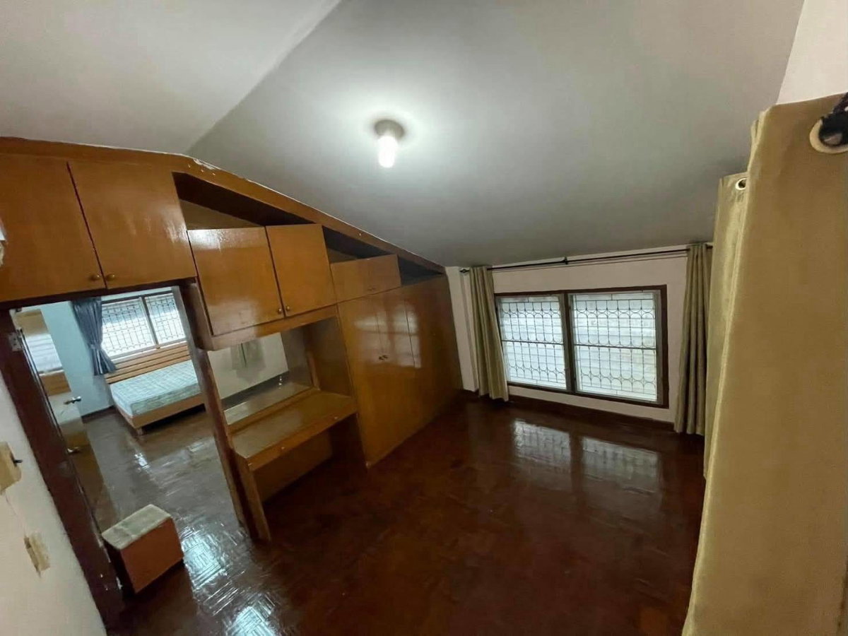 รูป 🏡✨ ให้เช่า บ้านเดี่ยว 2 ชั้น หมู่บ้านซื่อตรง 28 ซอยนวมินทร์ 143 5 ห้องนอน 3 ห้องน้ำ บ้านพื้นที่กว้าง ฟังก์ชันครบ นวมินทร์ – นวลจันทร์ – รามอินทรา - รูปที่ 17/18