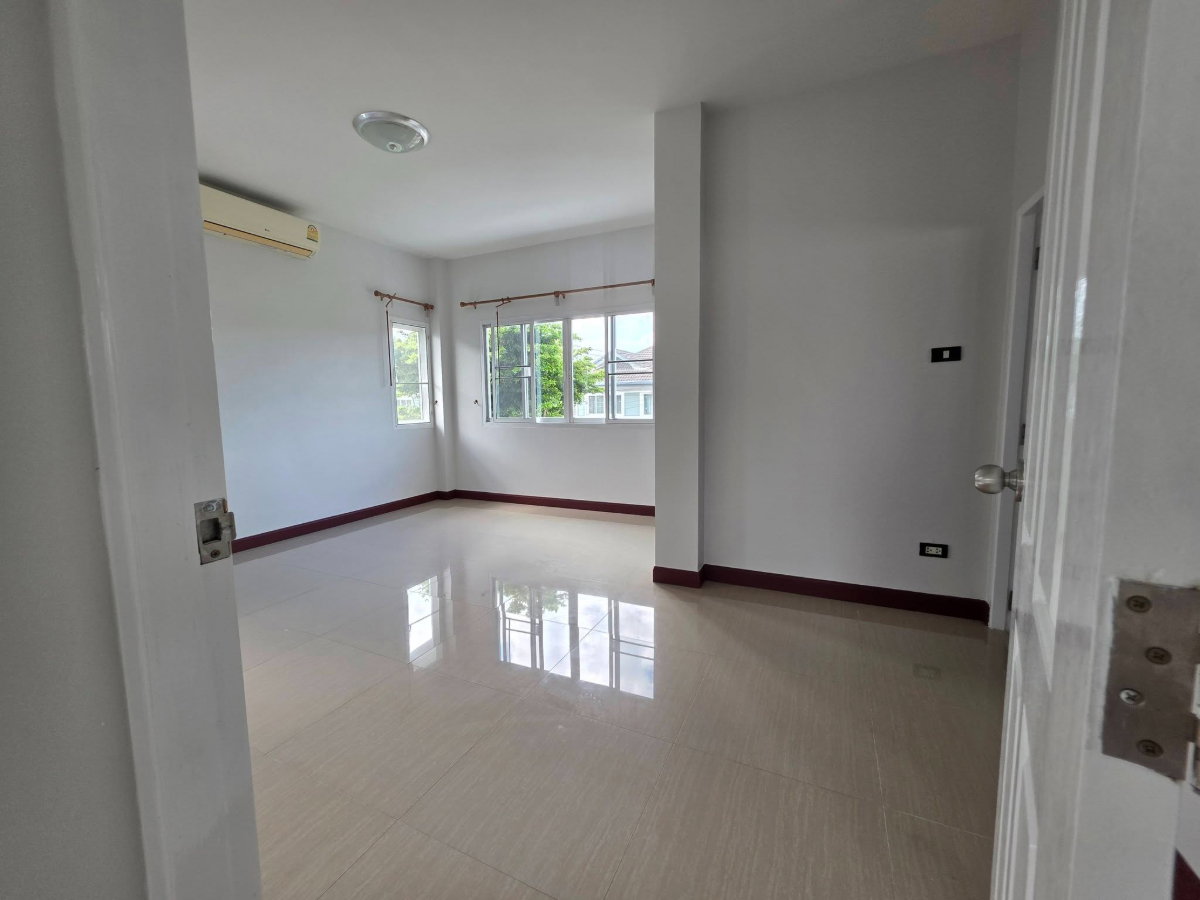 รูป ขายบ้านเดี่ยว 2 ชั้น ทำเลท่าวังตาล สารภี เชียงใหม่ ราคา 3.7 ล้านบาท #CSRP101310 - รูปที่ 12/20