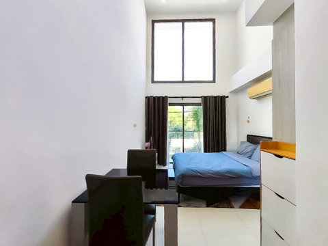 1 Bedroom Condo for Sale Laguna Beach Resort 2 High Ceiling