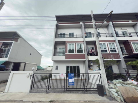 RGI092🏡 ทาวน์โฮม 3 ชั้นที่ “พื้นที่เยอะกว่าที่คิด” แบ่งสัดส่วนดี อยู่กันหลายคนก็ยังมีพื้นที่ส่วนตัว ✨