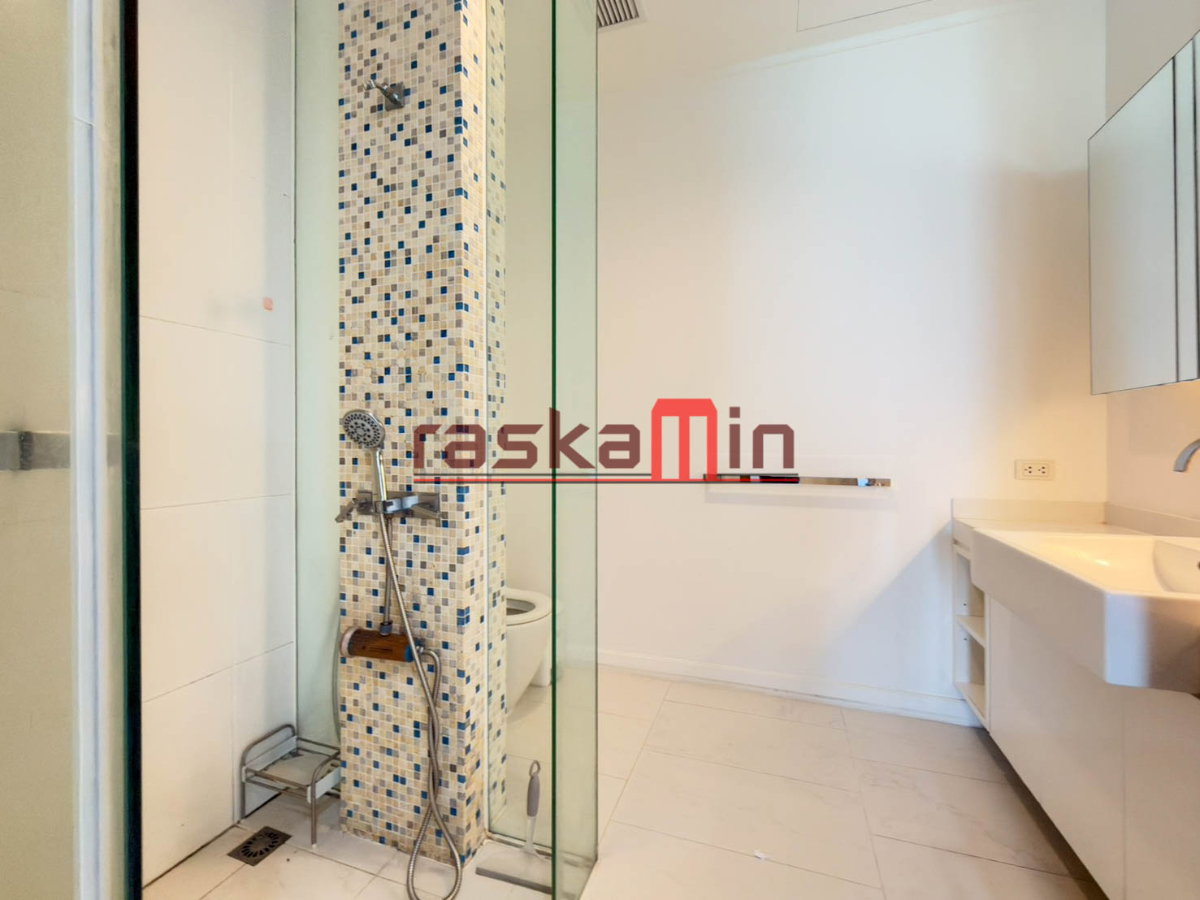 picture  Northpoint Wongamat Condo for Sale – 2 Bedrooms, 102.85 SQM - 16/19